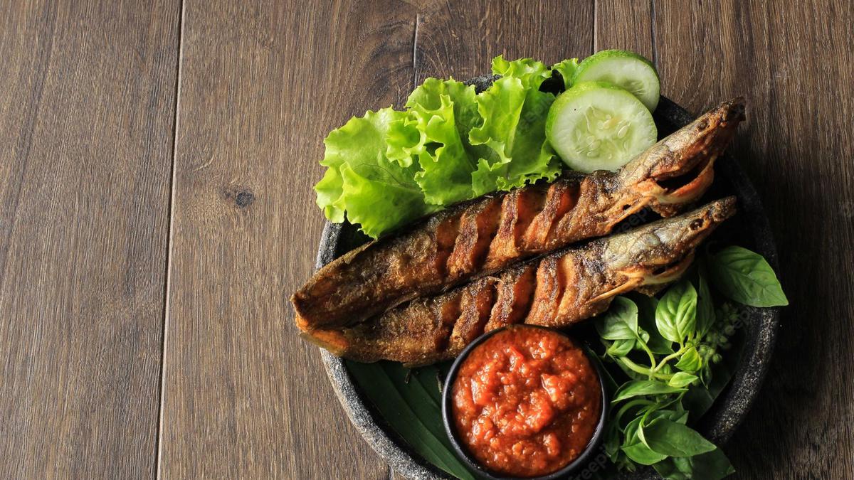 Pecel Lele Legenda di Jalan Sudirman: Nikmat yang Menggoda Lidah